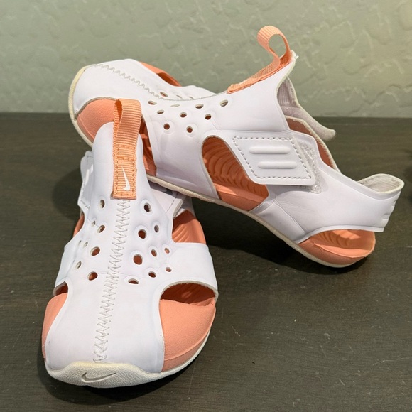 Shoes - Picture 3 of 5